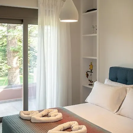 Enny, 3 Bd With Private Heated Pool